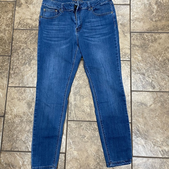 Women’s rue 21 jeans size 14 regular - Picture 1 of 9